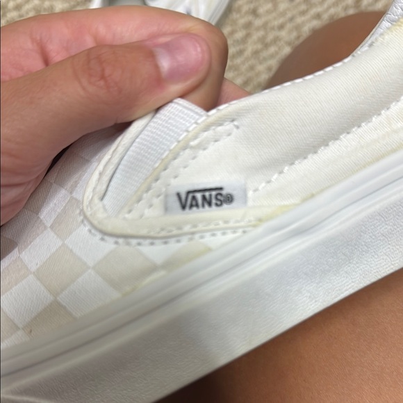 Vans Cream Checkered Slip-On Shoes - Picture 3 of 3